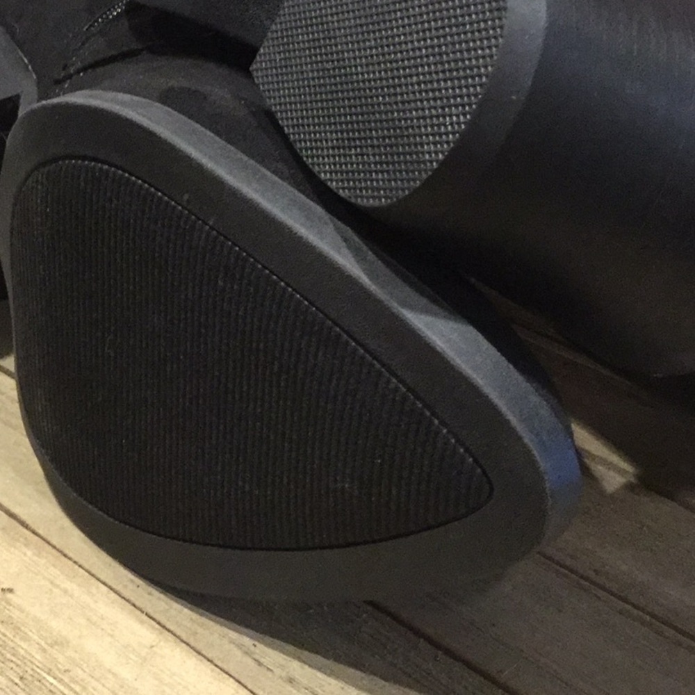 New Carlos by Carlos Santana black boot. Size 7.5. - Picture 4 of 4